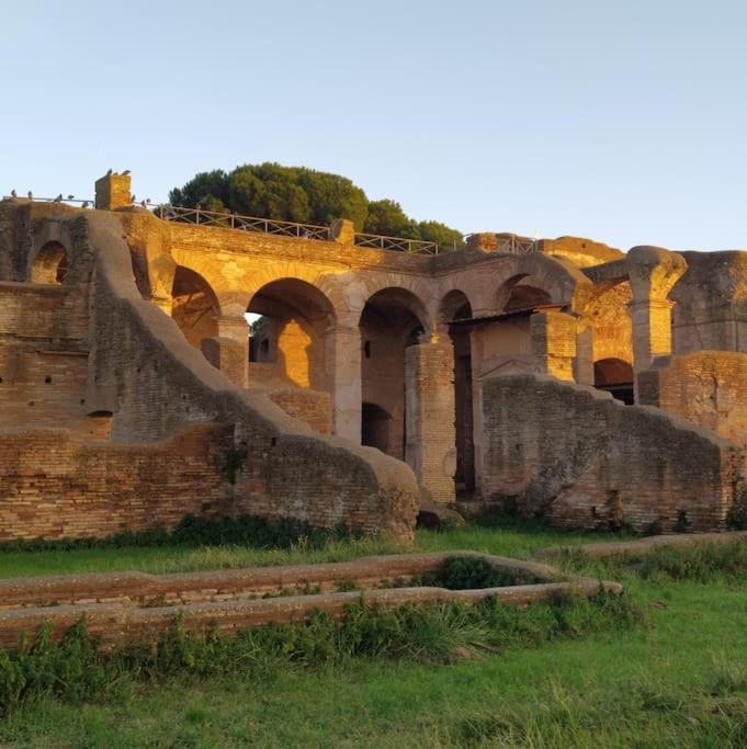Per Antiqua Itinere Apartment Ostia Antica Exterior foto