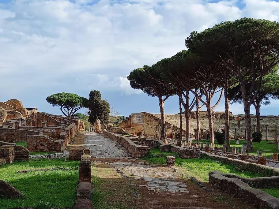 Per Antiqua Itinere Apartment Ostia Antica Exterior foto